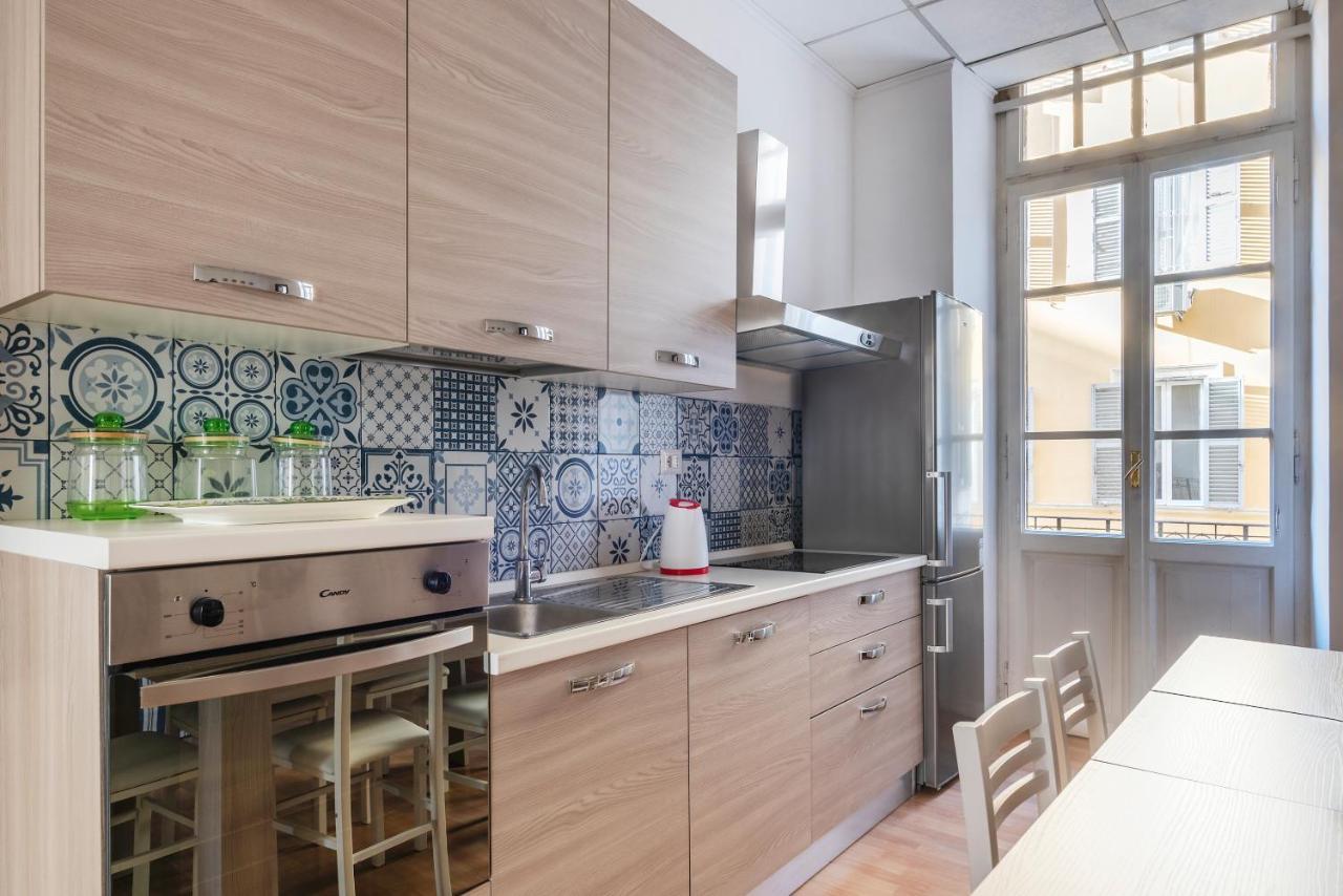 Residence Borgognoni Apartments Rome Exterior photo