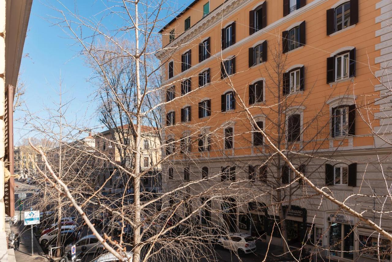 Residence Borgognoni Apartments Rome Exterior photo