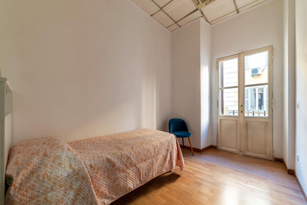 Residence Borgognoni Apartments Rome Exterior photo