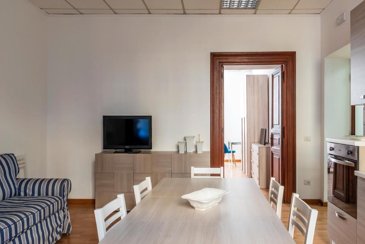 Residence Borgognoni Apartments Rome Exterior photo