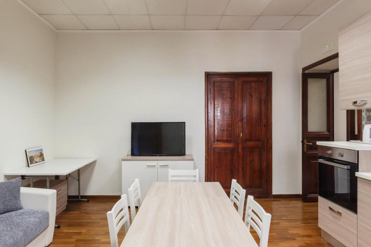 Residence Borgognoni Apartments Rome Exterior photo